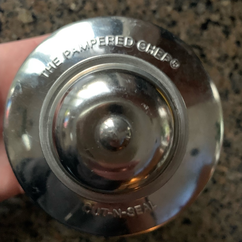 Pampered chef Cut’n Seal “Uncrustable maker” (3.5”
Small/medium) - Picture 3 of 6